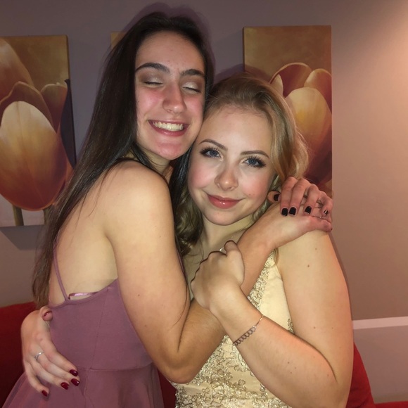 hi i’m ruby!! - Picture 4 of 6